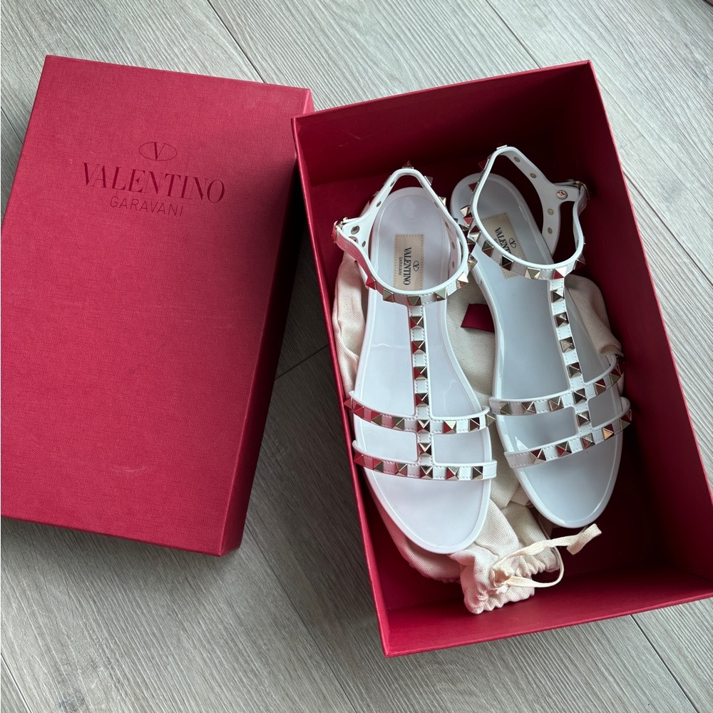 Valentino Rockstud Accents Rubber Gladiator Sandals Size 7 IT 37 w box & dustbag